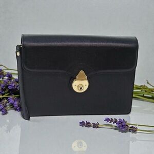 Authentic BurberryS Vintage Black Leather Wristlet/Clutch with Lock/Key and COA